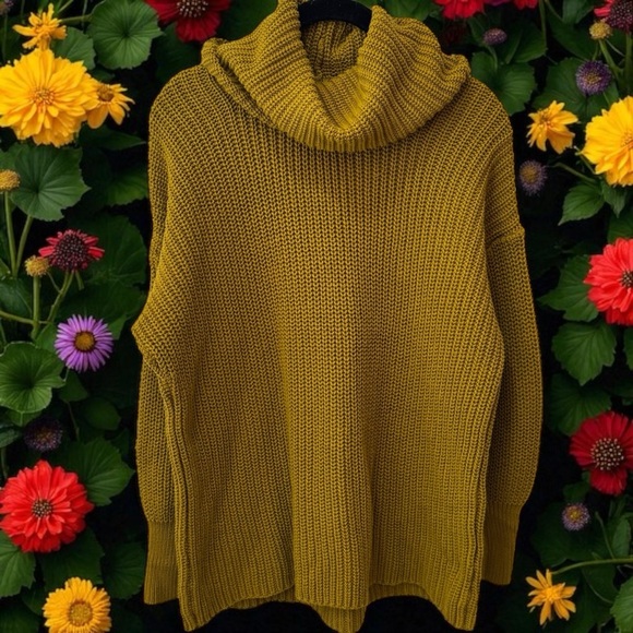 American Apparel Cableknit Cowlneck Sweater in Dirty Gold Comfy Holiday OS - Picture 1 of 10
